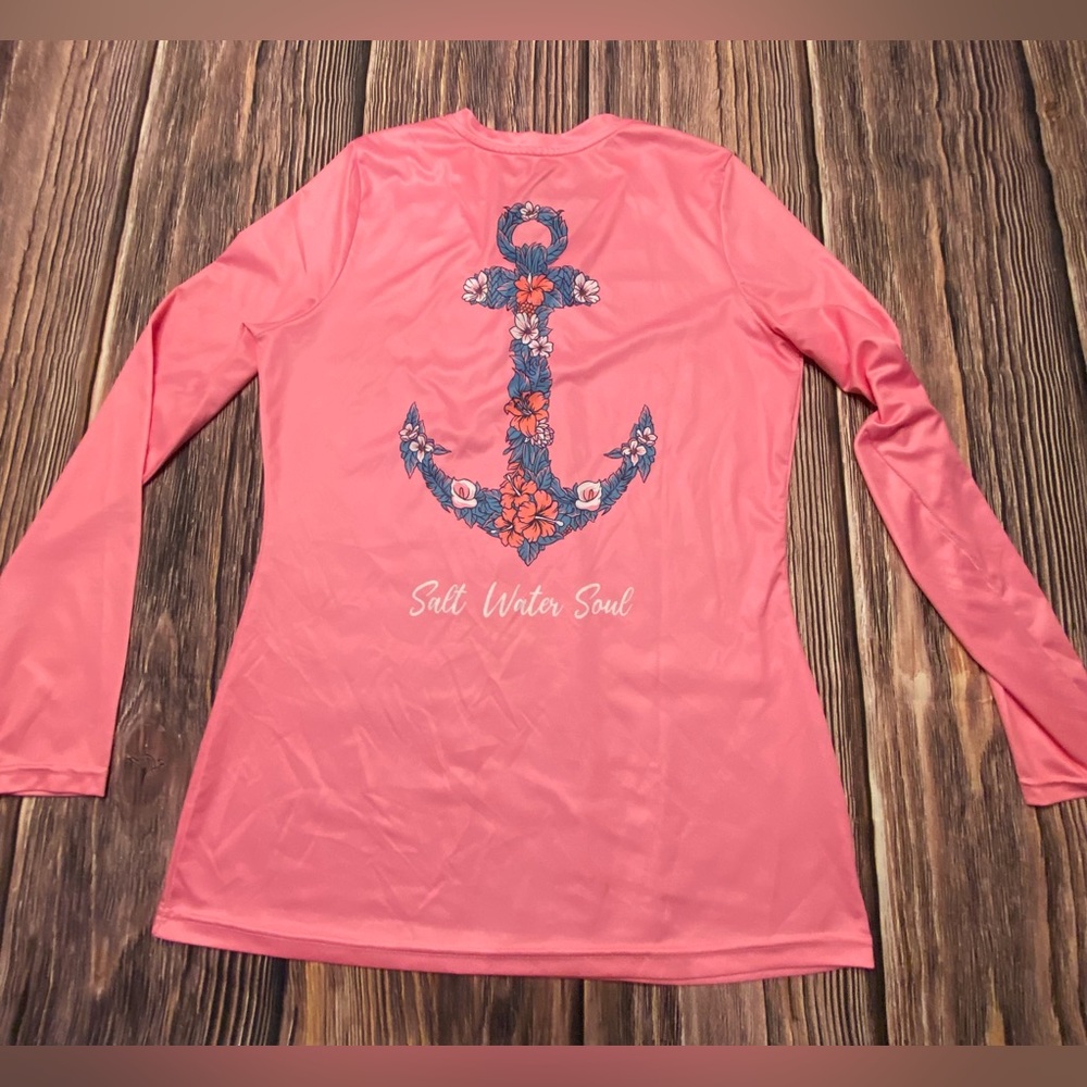 Salt Water Soul Small Fishing Shirt Women’s. Snag on left arm.